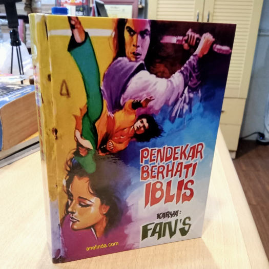 Pendekar Berhati Iblis - Komik Antik karya Fan's (12 Jilid - 1 bundel HC)